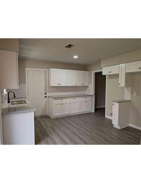 Foto del edificio - 10922 Lockgate Ln