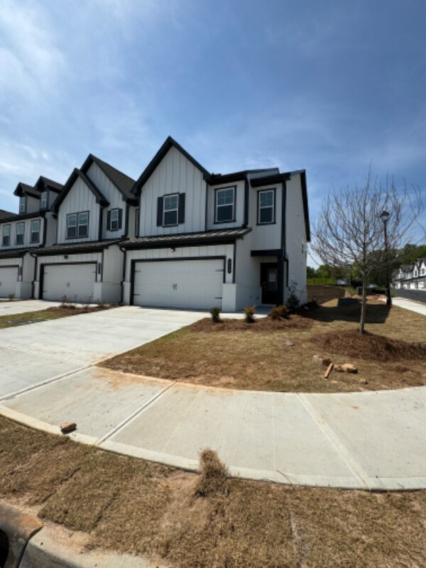 Building Photo - 259 Banner Rd