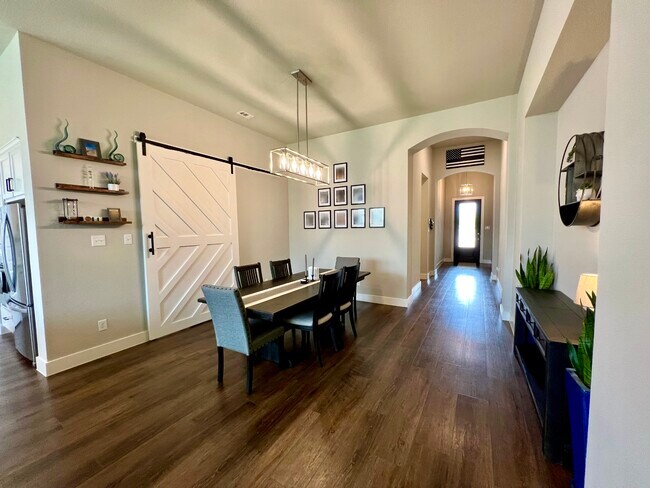 Foto del edificio - 2115 Terry Ave