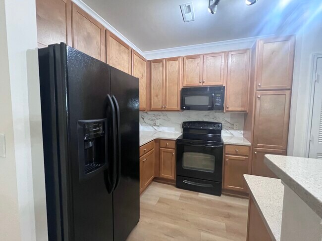 Foto del edificio - 1241 Strassner Dr