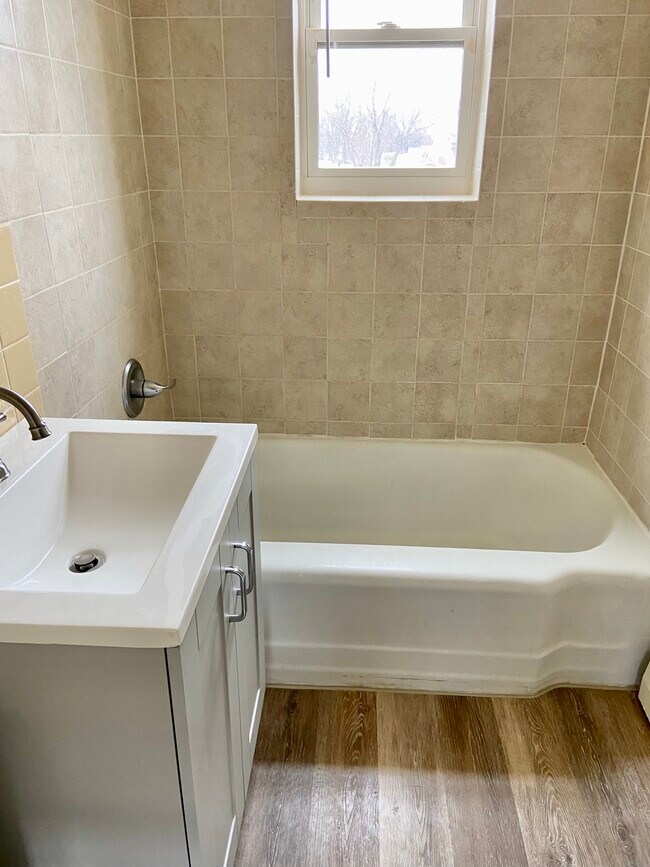 Bathroom - 18 Folly Brook Blvd