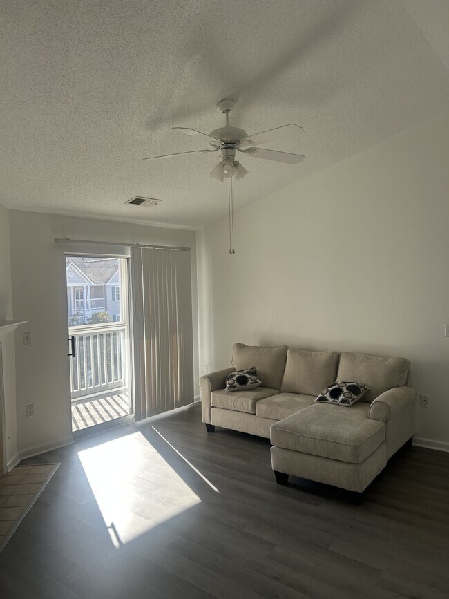 Foto del edificio - 3756 Citation Way