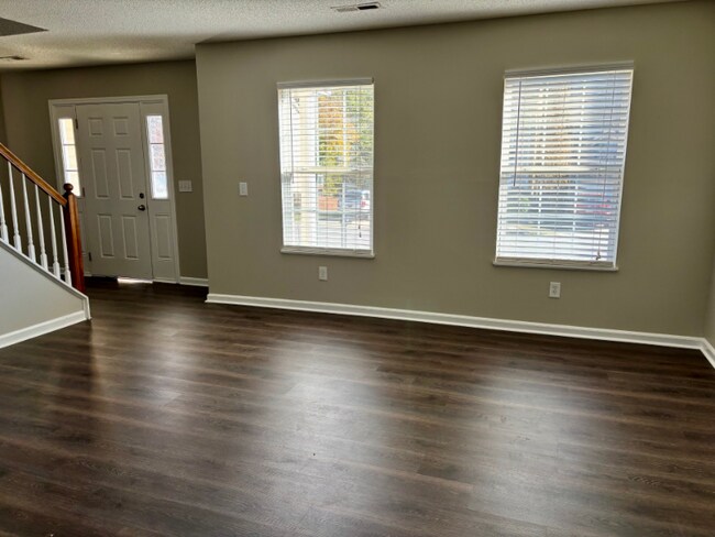 Foto del edificio - 169 Walkbridge Way