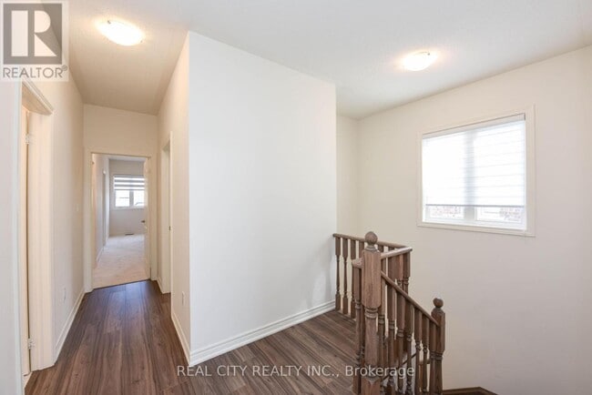 Photo du bâtiment - 38 Silver Mdw Gdns