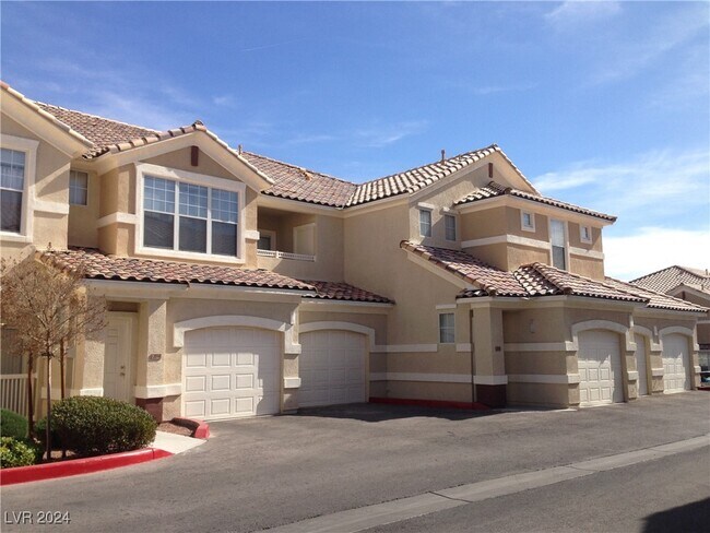 Building Photo - 5855 Valley Dr