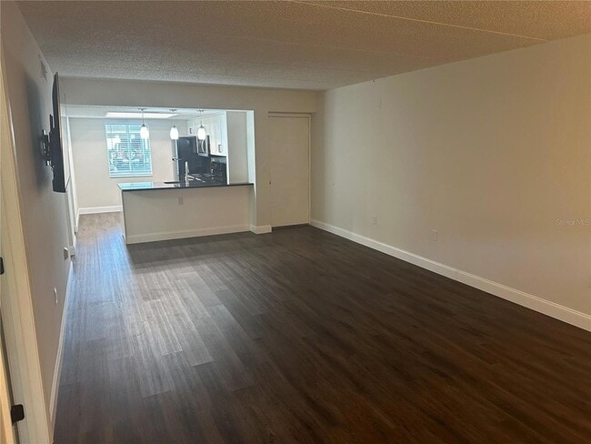 Building Photo - 207 Palmetto Ct