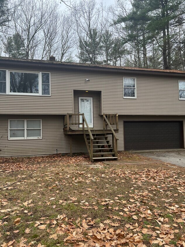 Primary Photo - 32 Pleasant Valley Rd