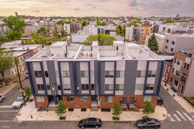 Foto del edificio - 3 br, 3 bath Duplex - 419 W Berks ST Unit A