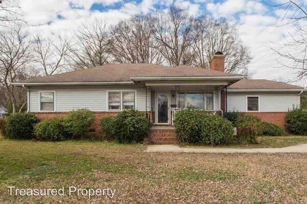 Primary Photo - 3 br, 1 bath House - 3317 N Duke Street