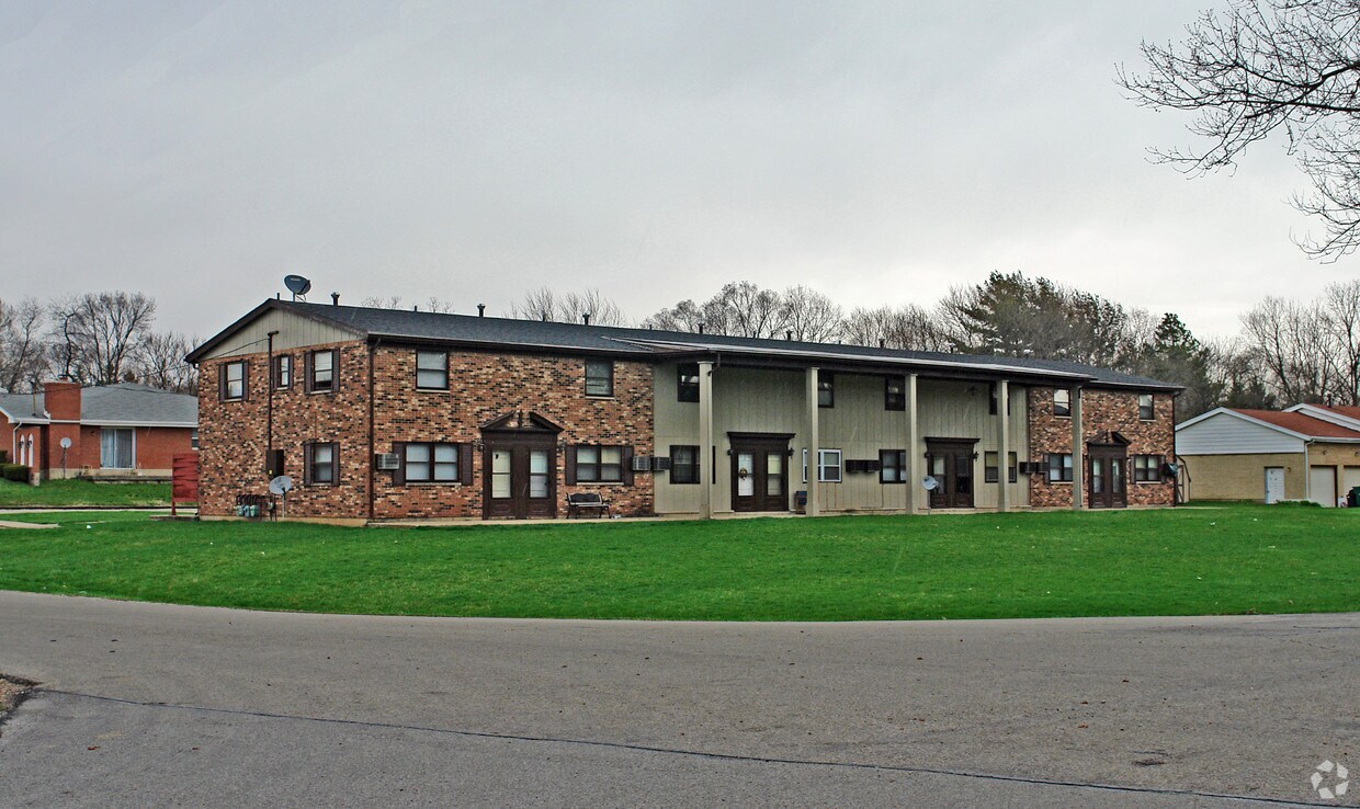 Primary Photo - 6538-6552 Conway Dr
