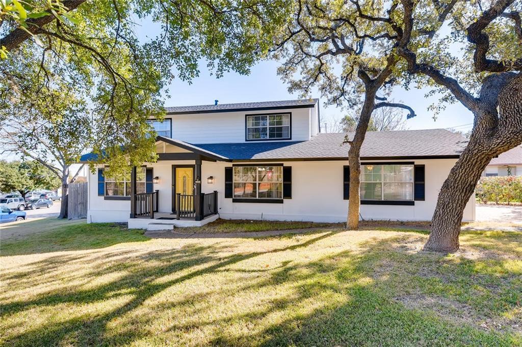 Foto principal - 8611 Camelia Ln