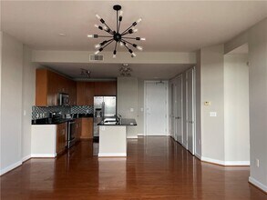 Building Photo - 711 Cosmopolitan Dr NE