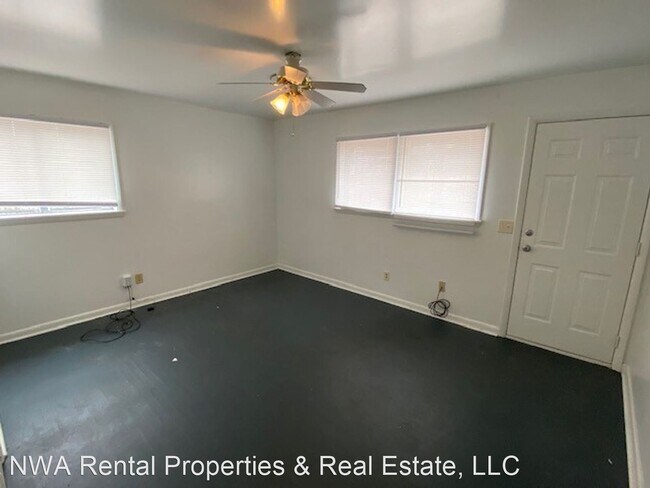 Building Photo - 4 br, 2 bath House - 512 N Frisco Ave Apt A