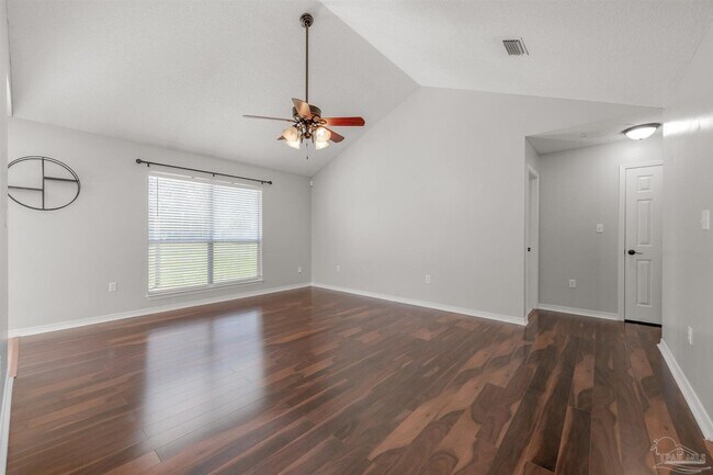 Foto del edificio - 6545 Fern St