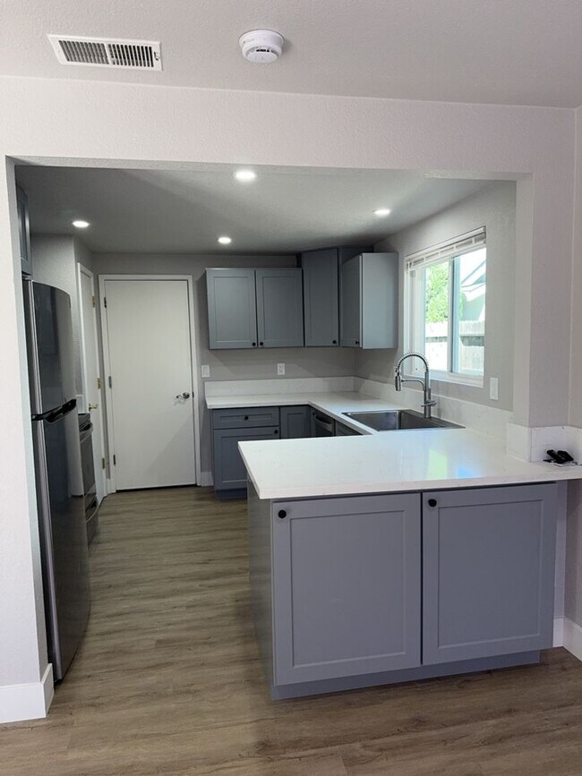 Foto del edificio - 7608 Moose Creek Ct