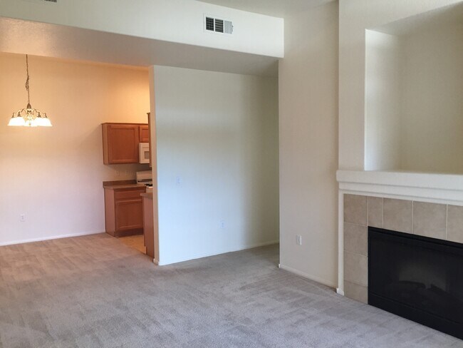 Building Photo - JEFFREYS ST #2026