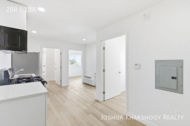 Building Photo - 7655 San Pedro St