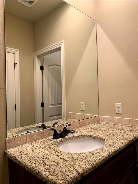 Foto del edificio - 4004 SW Clearcreek Cv