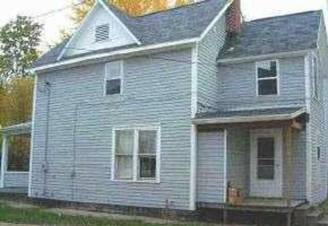 Building Photo - 410 Congress St