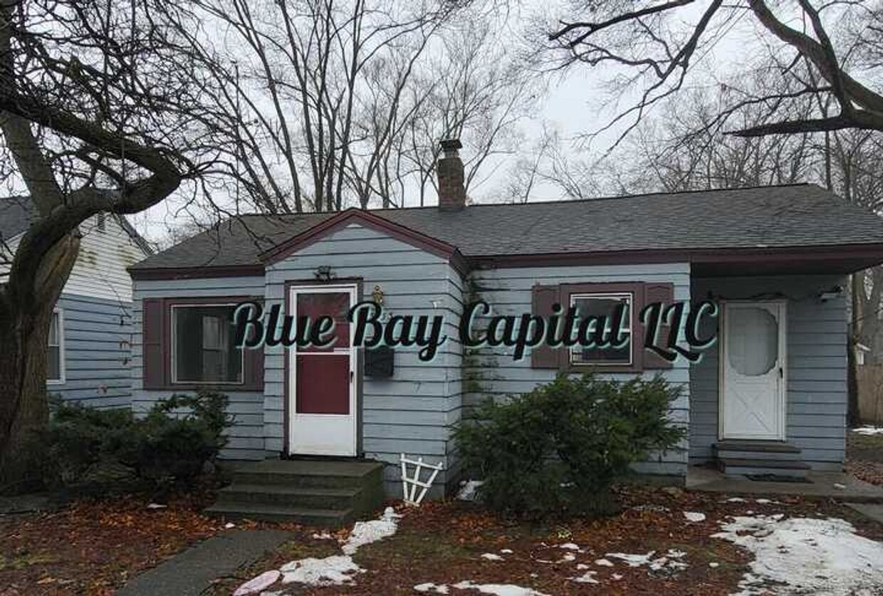 Primary Photo - 2 bedroom, 1 bath house