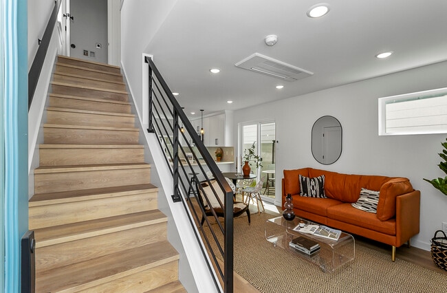 Photo - 820 S Sullivan St (Seattle, WA) Townhome