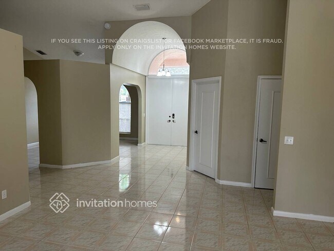 Building Photo - 13646 Brightstone St