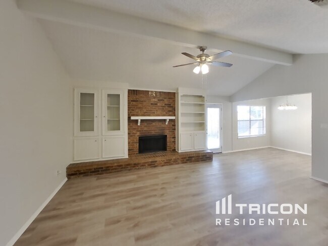 Foto del edificio - 825 Vaughn Drive Burleson TX