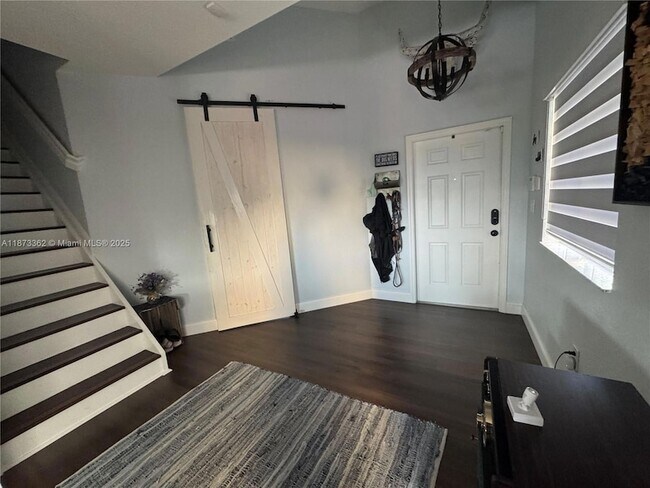 Foto del edificio - 9429 SW 224th Terrace