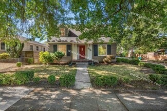 Building Photo - 7635 N Fowler Ave