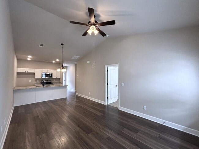 Foto del edificio - 401 Harvest Moon Ct