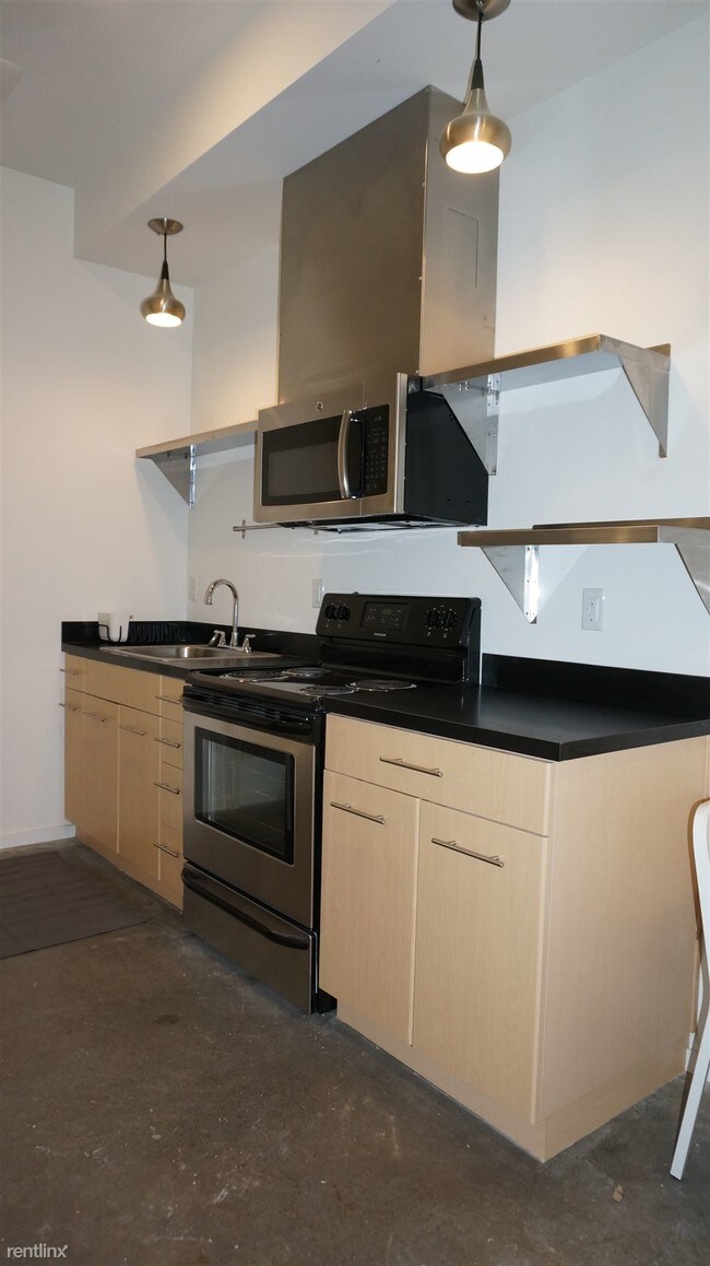 Foto del edificio - 2418 NW 58th St