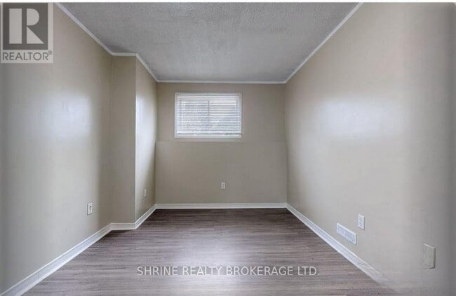 Building Photo - 343 Fleming Dr