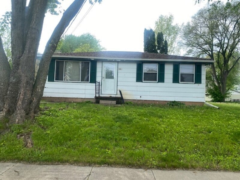 Primary Photo - 1827 Olive St