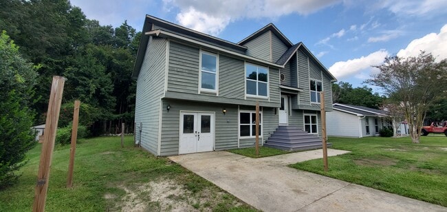 Building Photo - 7819 Peppercorn Ln