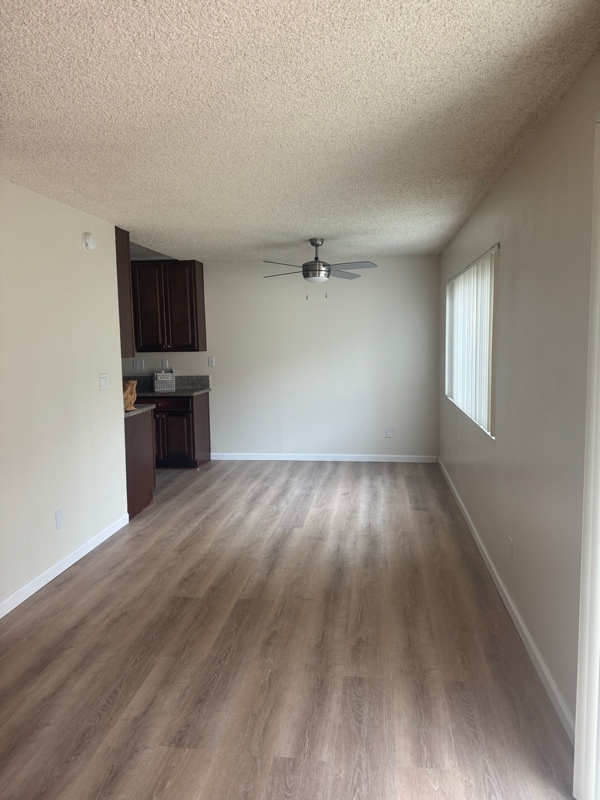 Building Photo - 986 5th Ave