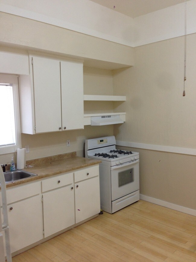 Foto del edificio - 1636 Pine St