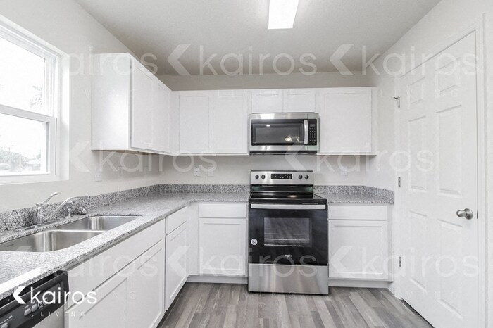 Foto del edificio - 8136 102nd Ave