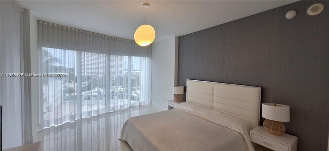 Foto del edificio - 4100 Island Blvd