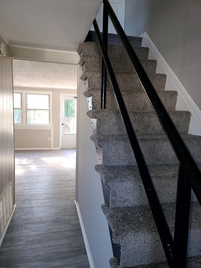 Building Photo - Coming soon newly remodeled three bedroom ...