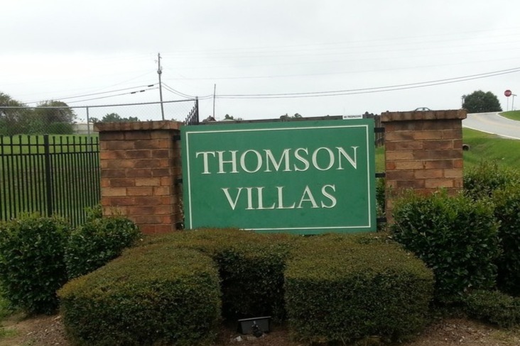 Primary Photo - Thomson Villas Apartments