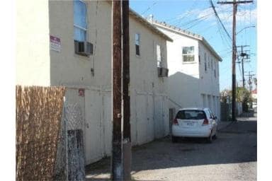 Building Photo - 430-440 W 21st St