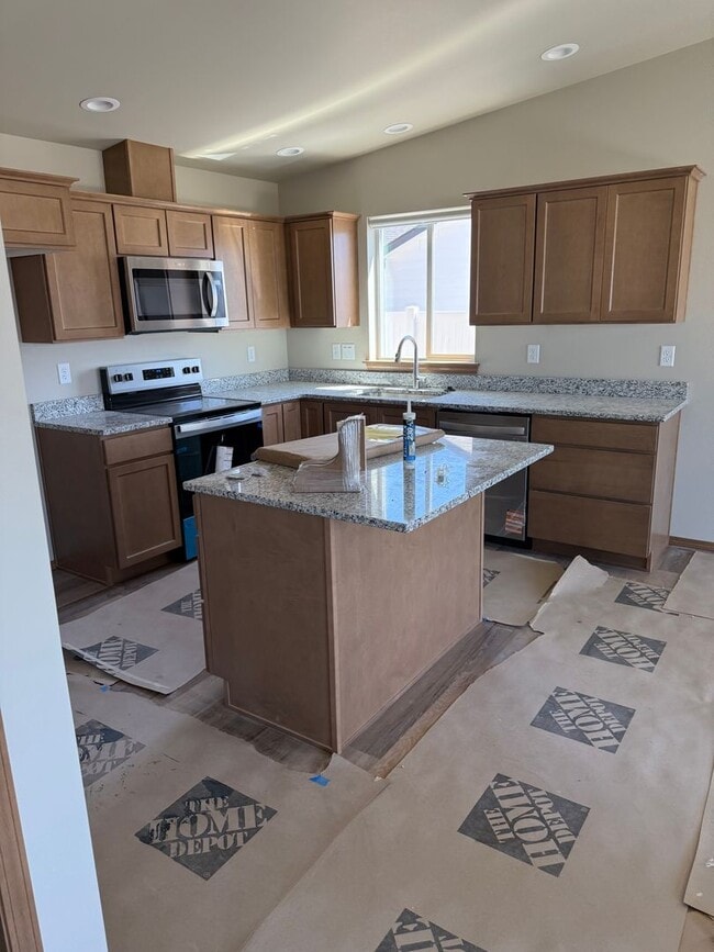 Building Photo - New Construction 3 bed, 2 bath!