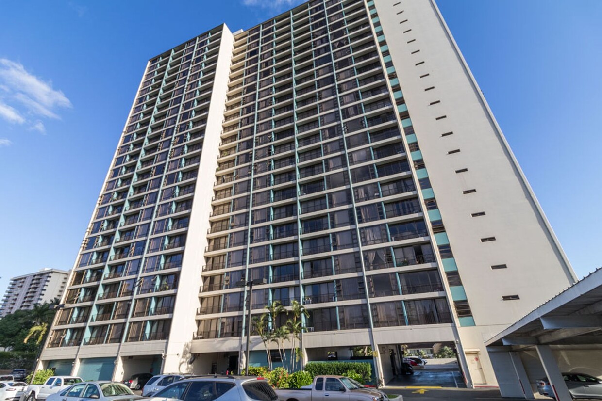 Foto principal - $2400.00 | 2bd/1ba Condominium In Pearl Re...