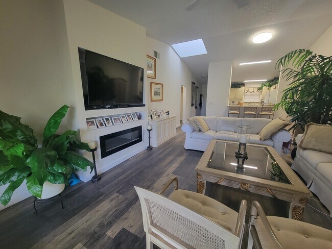 Foto del edificio - 3081 SE Aster Ln