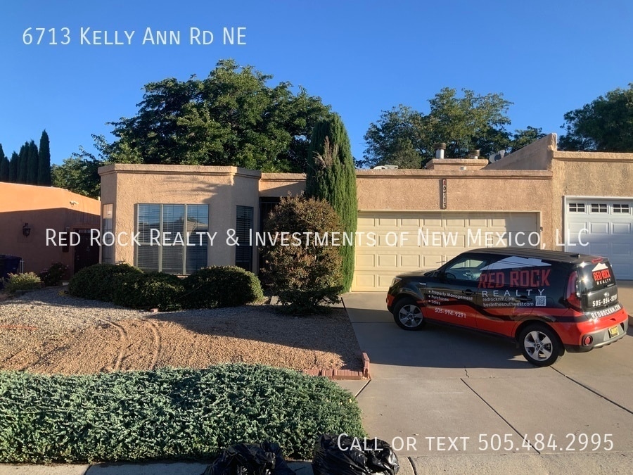 Foto principal - 6713 Kelly Ann Rd NE