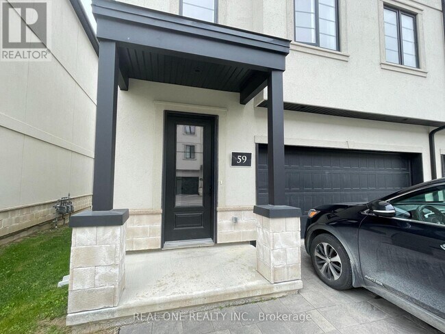 Photo du bâtiment - 435-435 Callaway Rd