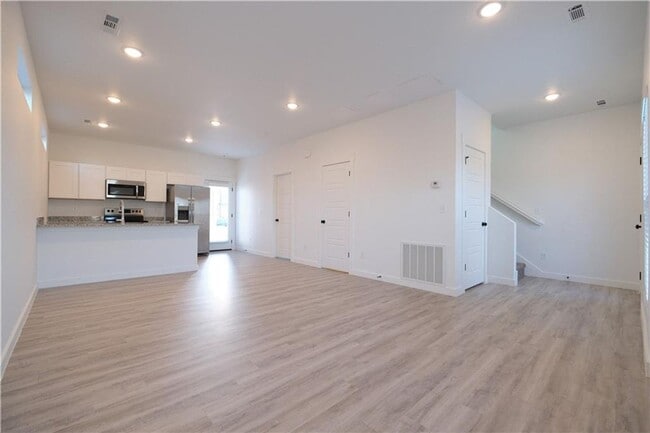 Building Photo - Featherston Village - Modern Living - LEASING SPECIAL!