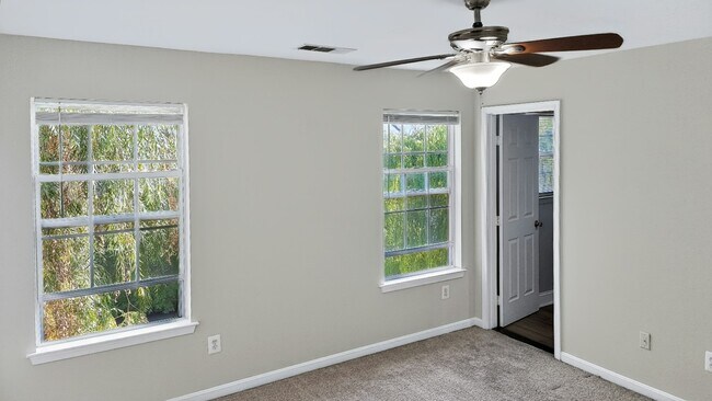 Foto del edificio - 45504 Lakemont Square