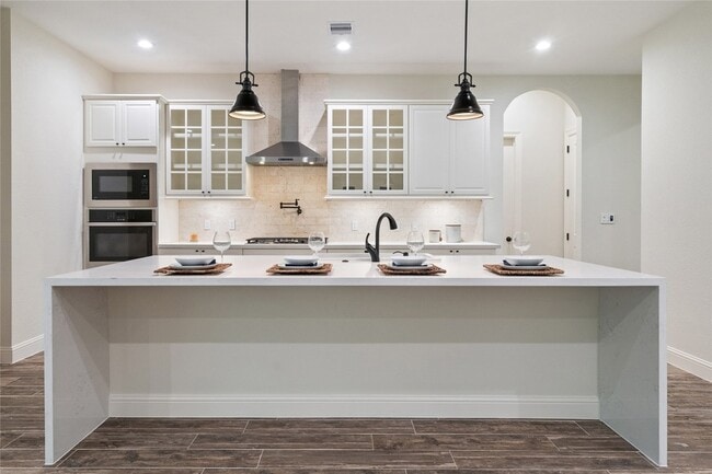 Building Photo - 25103 W Tara Plantation Dr