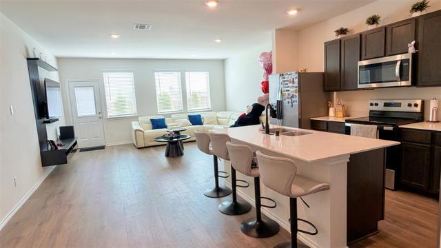 Building Photo - 537 Azalea Rd